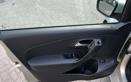 Volkswagen Polo VI (EU Market), 2011 год, 690 000 рублей, 9 фотография