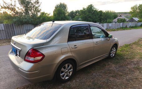 Nissan Tiida, 2010 год, 850 000 рублей, 3 фотография