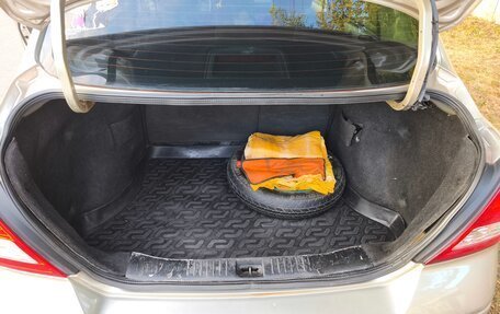 Nissan Tiida, 2010 год, 850 000 рублей, 8 фотография