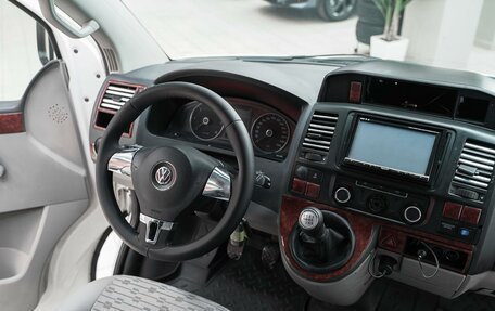 Volkswagen Transporter T5 рестайлинг, 2010 год, 1 399 000 рублей, 10 фотография