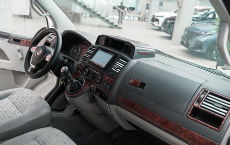 Volkswagen Transporter T5 рестайлинг, 2010 год, 1 399 000 рублей, 11 фотография