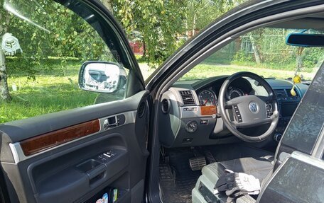 Volkswagen Touareg III, 2005 год, 900 000 рублей, 6 фотография