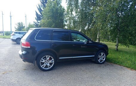 Volkswagen Touareg III, 2005 год, 900 000 рублей, 4 фотография