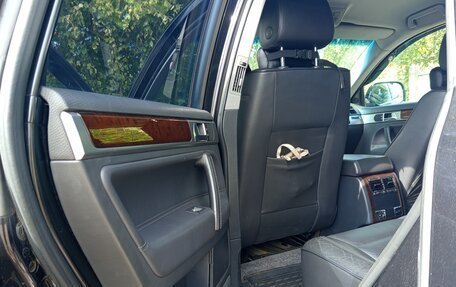 Volkswagen Touareg III, 2005 год, 900 000 рублей, 9 фотография