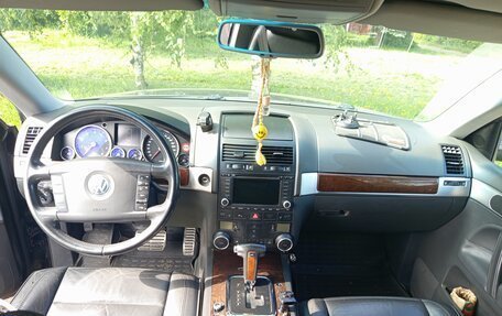 Volkswagen Touareg III, 2005 год, 900 000 рублей, 13 фотография