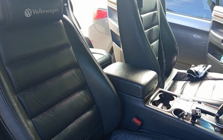 Volkswagen Touareg III, 2005 год, 900 000 рублей, 20 фотография