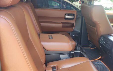 Toyota Sequoia II рестайлинг, 2012 год, 3 150 000 рублей, 15 фотография