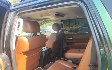 Toyota Sequoia II рестайлинг, 2012 год, 3 150 000 рублей, 19 фотография