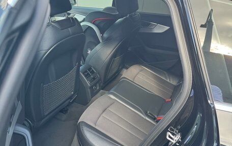 Audi A4, 2017 год, 2 650 000 рублей, 5 фотография