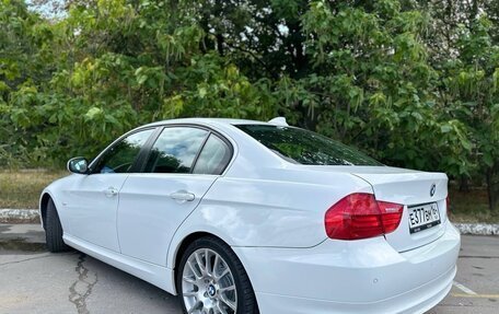BMW 3 серия, 2011 год, 1 090 000 рублей, 7 фотография