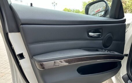BMW 3 серия, 2011 год, 1 090 000 рублей, 16 фотография