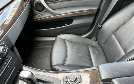 BMW 3 серия, 2011 год, 1 090 000 рублей, 15 фотография
