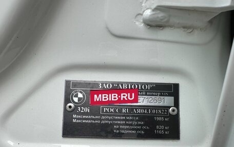 BMW 3 серия, 2011 год, 1 090 000 рублей, 40 фотография