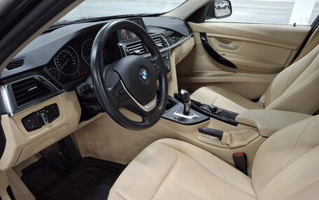 BMW 3 серия, 2016 год, 2 126 000 рублей, 16 фотография