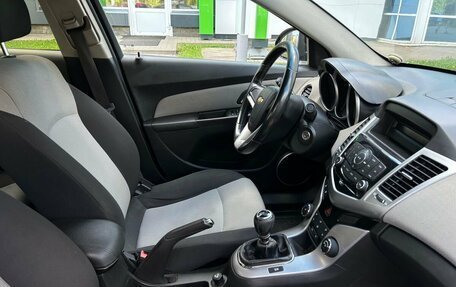 Chevrolet Cruze II, 2012 год, 550 000 рублей, 10 фотография