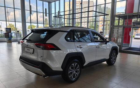 Toyota RAV4, 2025 год, 4 350 000 рублей, 7 фотография