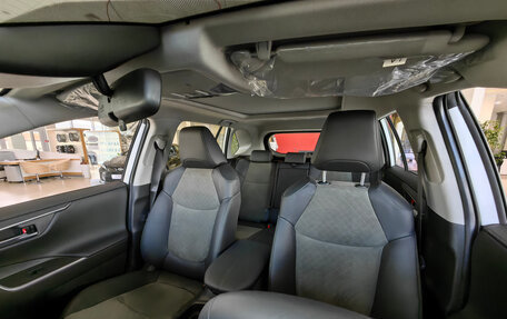 Toyota RAV4, 2025 год, 4 350 000 рублей, 12 фотография