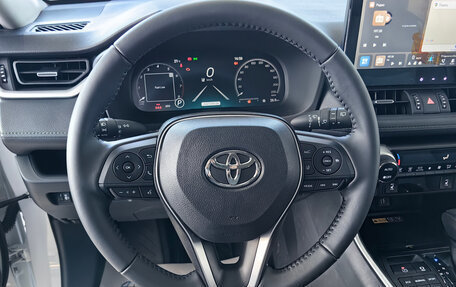 Toyota RAV4, 2025 год, 4 350 000 рублей, 16 фотография