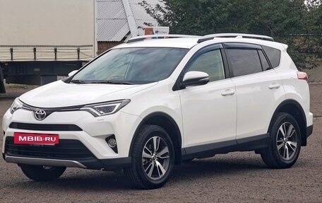 Toyota RAV4, 2015 год, 2 500 000 рублей, 3 фотография