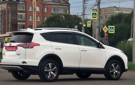 Toyota RAV4, 2015 год, 2 500 000 рублей, 5 фотография