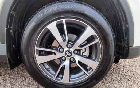 Toyota RAV4, 2015 год, 2 500 000 рублей, 39 фотография