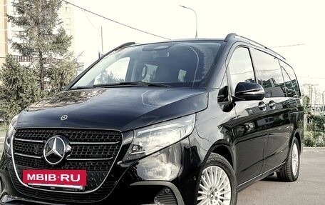 Mercedes-Benz V-Класс, 2024 год, 9 750 000 рублей, 4 фотография