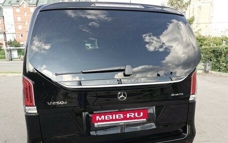 Mercedes-Benz V-Класс, 2024 год, 9 750 000 рублей, 13 фотография
