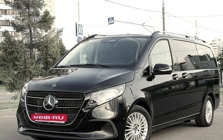 Mercedes-Benz V-Класс, 2024 год, 9 750 000 рублей, 10 фотография