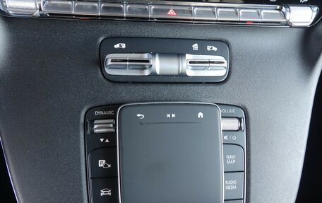 Mercedes-Benz V-Класс, 2024 год, 9 750 000 рублей, 32 фотография