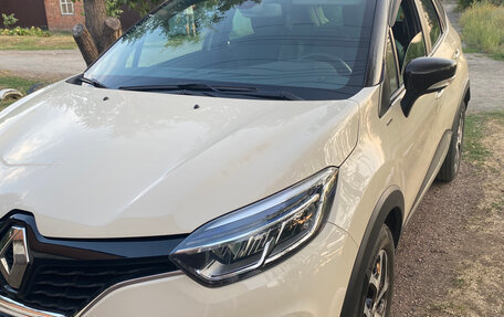 Renault Kaptur I рестайлинг, 2018 год, 1 450 000 рублей, 2 фотография