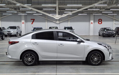 KIA Rio IV, 2021 год, 1 375 000 рублей, 8 фотография
