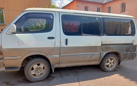 Toyota HiAce H100, 1991 год, 200 000 рублей, 1 фотография