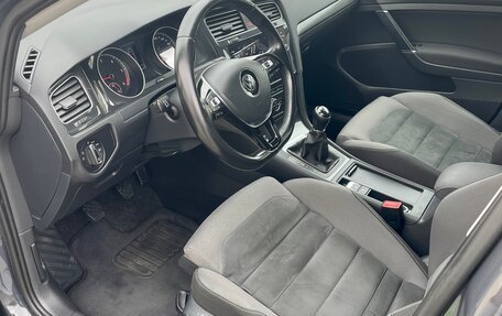 Volkswagen Golf VII, 2019 год, 1 390 000 рублей, 10 фотография