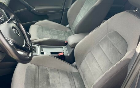 Volkswagen Golf VII, 2019 год, 1 390 000 рублей, 13 фотография
