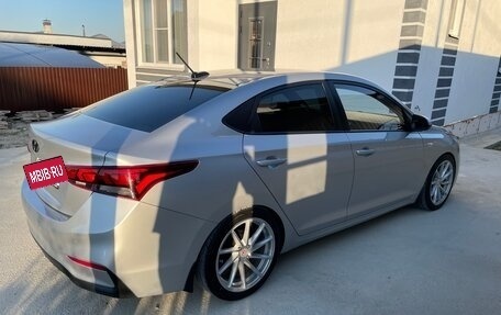 Hyundai Solaris II рестайлинг, 2018 год, 1 450 000 рублей, 7 фотография