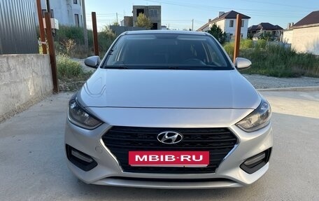 Hyundai Solaris II рестайлинг, 2018 год, 1 450 000 рублей, 2 фотография