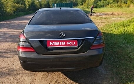 Mercedes-Benz S-Класс, 2005 год, 750 000 рублей, 2 фотография