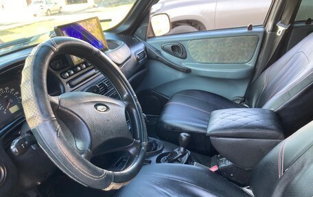 Chevrolet Niva I рестайлинг, 2003 год, 290 000 рублей, 8 фотография