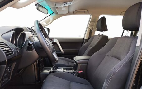 Toyota Land Cruiser Prado 150 рестайлинг 2, 2016 год, 4 150 000 рублей, 10 фотография