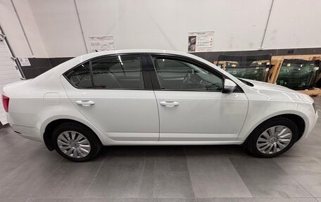 Skoda Octavia, 2018 год, 1 520 000 рублей, 4 фотография