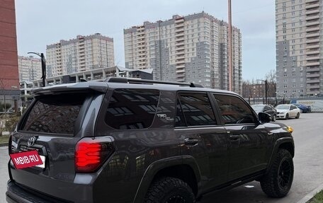 Toyota 4Runner V, 2018 год, 4 900 000 рублей, 5 фотография