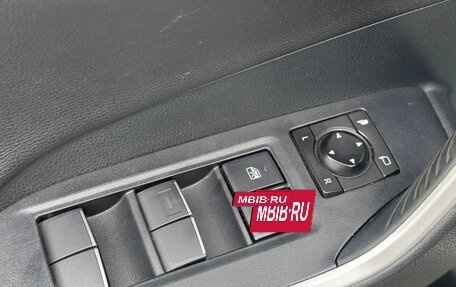 Toyota RAV4, 2020 год, 2 990 000 рублей, 16 фотография