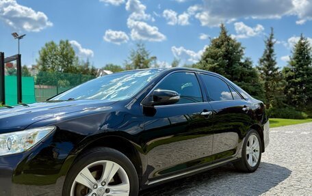 Toyota Camry, 2011 год, 1 380 000 рублей, 2 фотография