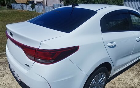 KIA Rio IV, 2021 год, 1 399 000 рублей, 6 фотография