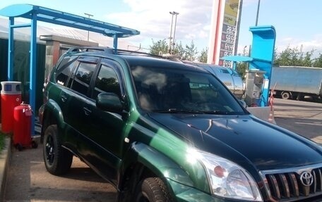 Toyota Land Cruiser Prado 120 рестайлинг, 2006 год, 2 050 000 рублей, 2 фотография