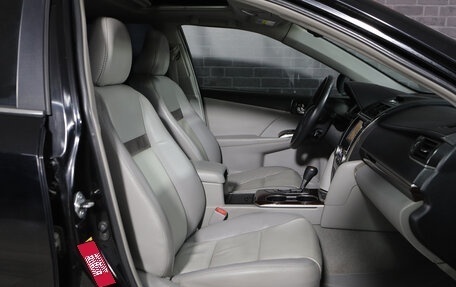 Toyota Camry, 2012 год, 1 595 000 рублей, 12 фотография