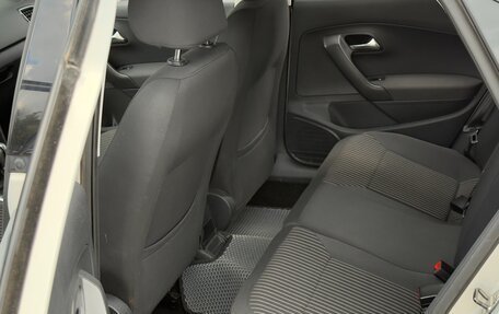 Volkswagen Polo VI (EU Market), 2013 год, 850 000 рублей, 14 фотография