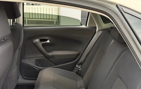 Volkswagen Polo VI (EU Market), 2013 год, 850 000 рублей, 15 фотография