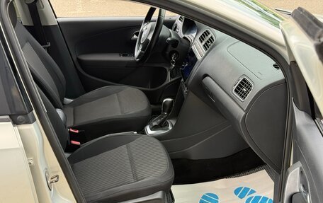 Volkswagen Polo VI (EU Market), 2013 год, 850 000 рублей, 18 фотография
