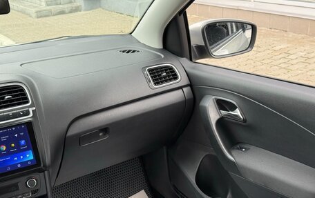 Volkswagen Polo VI (EU Market), 2013 год, 850 000 рублей, 30 фотография